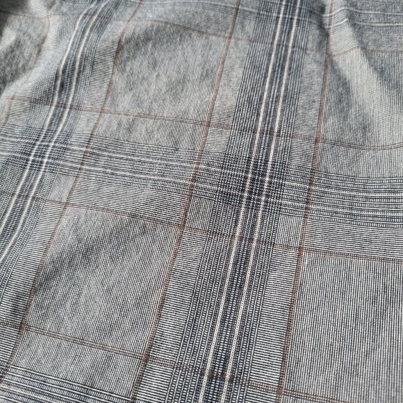 Size 38 Silver Grey Beige Shorts golf - Picture 2 of 7